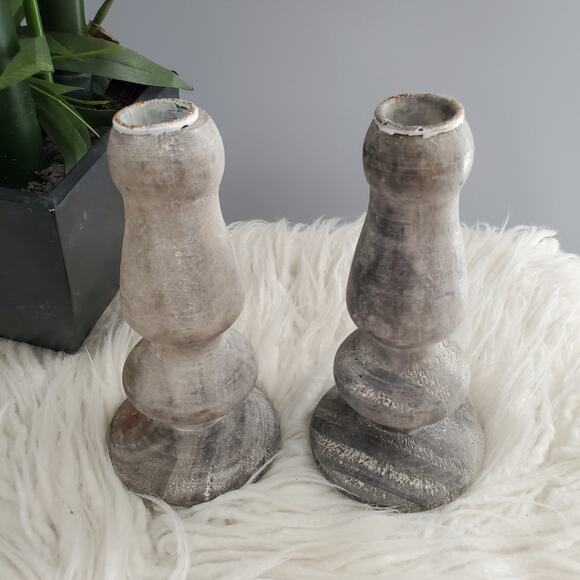 Wooden Lightweight Gray Candlestick Holder Set - Picture 2 of 8